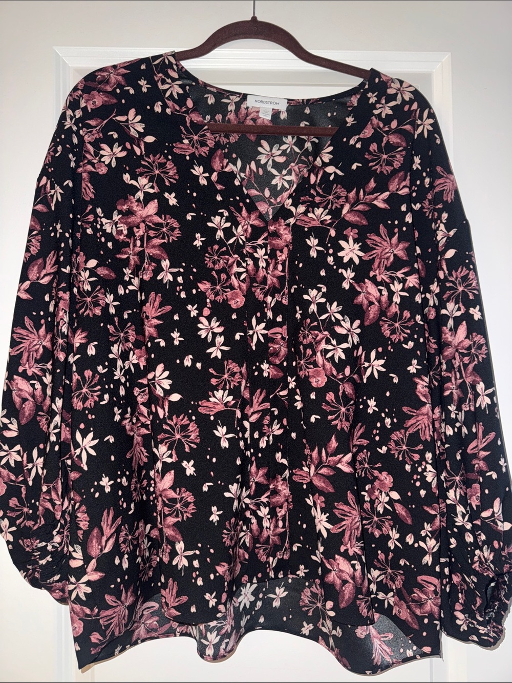 Nordstrom Black Blouse with Pink Floral Print Sz L in EUC